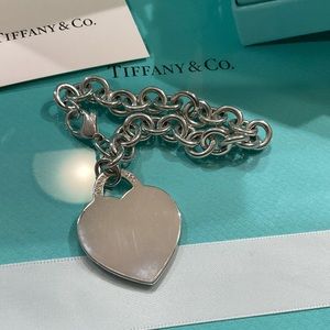 Tiffany Xl heart bracelet.